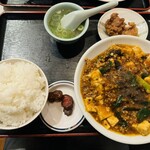 甲子園飯店 - 四川麻婆豆腐定食