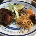 ダンラン亭 - ハンバーグ定食（900円）