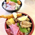 淳ちゃん寿司 - 淳ちゃん丼　（奥）海鮮丼