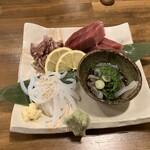 楽笑酒場呑んべゑ - お刺身3点盛り（マグロ、ホタルイカ、生クラゲ）