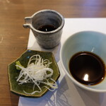 蕎麦 高しま - 辛汁と薬味