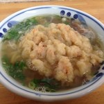 七福 - 天ぷらうどん４９０円。