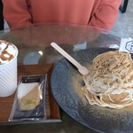 千寿堂 - 栃の実モンブランと栃の実コーヒー
