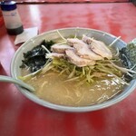 新ラーメンショップ - ネギ味噌チャーシュー麺　中盛