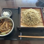 おびひろ縹 - 豚肉ごぼうせいそ蕎麦