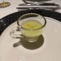 カントニーズ 燕 - 