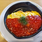 ジョイフル - トマトソースのチーズオムライス 599円税別