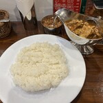 カリカル - 駅近のカレースタンドって思うととっても本格的。