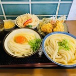 うどん たかしま - たべくらべ、茶めし、天ぷら（昆布・鶏・ウインナー）