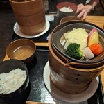 酒と肴とせいろ蒸し オオサカチャオメン - 