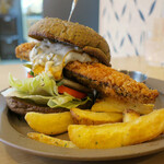 OwL - カリッと揚げられ絶品です｡