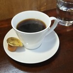 キッチン ブルー グローブ - ホットコーヒーのアップ