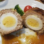 キッチン ブルー グローブ - これがクレピネット(網脂)包み焼き？