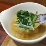 キッチン ブルー グローブ - 具沢山なスープ