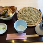 武柳庵 - 炙り豚玉丼そばセット