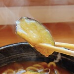 Udombonkura - 梵蔵カレーうどんの素揚げの茄子