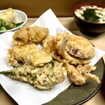 Imoya - 天ぷら定食、カキ、いも追加