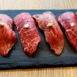横浜焼肉kintan - ランチコースの肉寿司三名分です。(一人二貫ずつ)