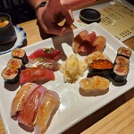 Nihombashi Nigiyaka Nigiri Ichi - 