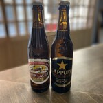 KOTOYON - 金曜、土曜のビールはキリンラガーとサッポロ黒ラベル小瓶です。