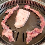 熟成肉専門店 ヨプの王豚塩焼 - 