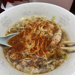 ラーメン二郎 - 辛味の立つ一味