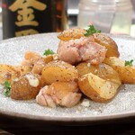 トリワイン ＰＩＫＯＳＨＨＨＵ - 新じゃがのポテトフライと鶏のチーズペッパー