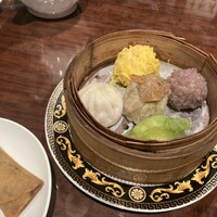 Shanghai Dining 状元樓 - 