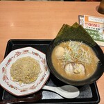 壱鵠堂 - 濃厚味噌らーめんスペシャル　餃子&半チャーハンセット