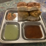 インディヤム - VADA PAV