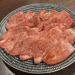 炭火焼肉じゃいあん - 