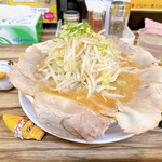 ダントツラーメン - 料理写真:豚ラーメン(小) 990円