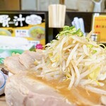 ダントツラーメン - こちらは野菜2倍です