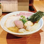 ジャパニーズ ラーメン 五感 - 