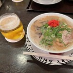 Kyuushuu Tonkotsu Nogera- - ラーメンと一口ビール（350円）