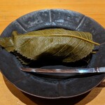 割烹 渡邊 - 桜餅