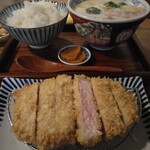 汁食堂 - シチュー定食ローストンカツ付￥1300