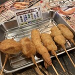 新世界じゃんじゃん横丁 串かつ 勝大 - 串カツ6本セット　880円