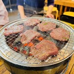 炭火焼肉 キョロちゃん - 