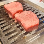 焼肉 うしかね - 厚切り特上タン塩