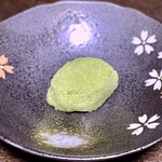 Hiratsuka Tei Tsuruwo Ka - うぐいす餅 (こしあん)