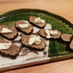 旬菜真柏 - いぶりがっこクリームチーズのせ