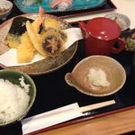 横濱屋本舗食堂 - 濱天ぷら定食
