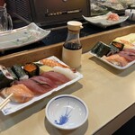 Maruhachi Zushi - 