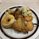 KFC Restaurant - チキン、チキンナゲット、エビグラタン、大学芋