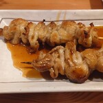 炭火焼 きさぶろうのやきとり - ていねいな仕込みのしろ