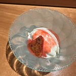 鈴田式 - 燻製アイス　いちご