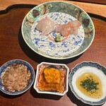 鈴田式 - 淡路の真鯛　ボタン海老　酒盗醤油　雲丹