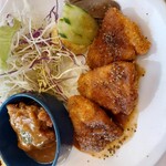 パキラ - ポークカツとチキンのカレーソース