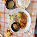 パキラ - サービスの2種盛りセット(15食限定)